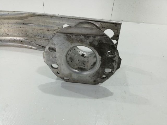 bontott LEXUS GS Hátsó Lökhárító Merevítő (Fém)