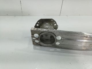 bontott LEXUS GS Hátsó Lökhárító Merevítő (Fém)