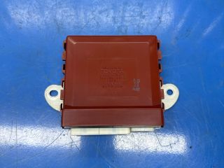 bontott LEXUS GS Jobb első Ajtó Vezérlőegység