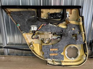 bontott LEXUS GS Jobb hátsó Ajtó Kárpit