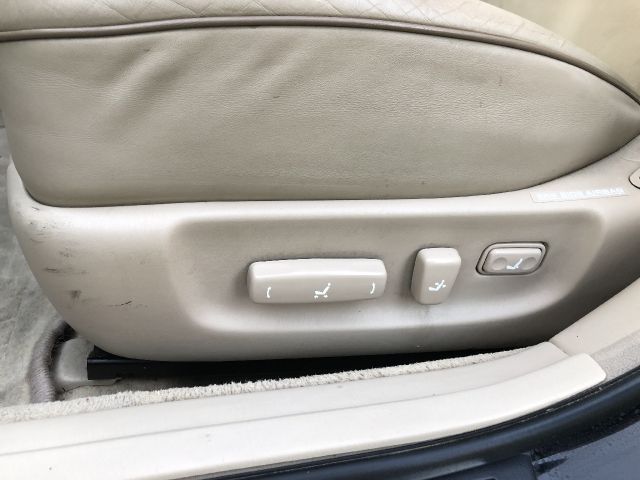 bontott LEXUS GS Jobb hátsó Ajtó Kárpit