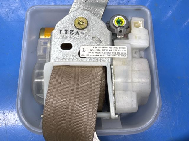 bontott LEXUS GS Jobb hátsó Biztonsági Öv