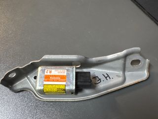 bontott LEXUS GS Jobb hátsó Oldal Ütközés Érzékelő