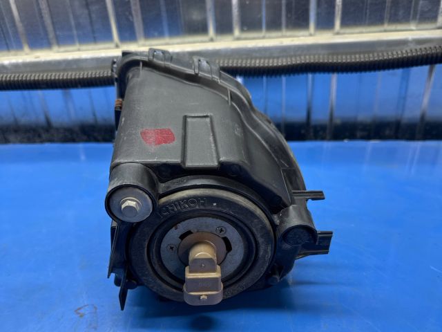 bontott LEXUS GS Jobb Ködfényszóró