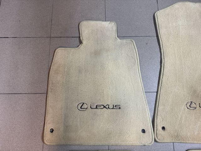 bontott LEXUS GS Szőnyeg Szett