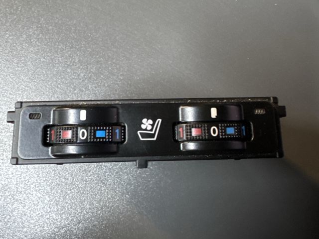 bontott LEXUS GS Ülésfűtés Kapcsoló Pár