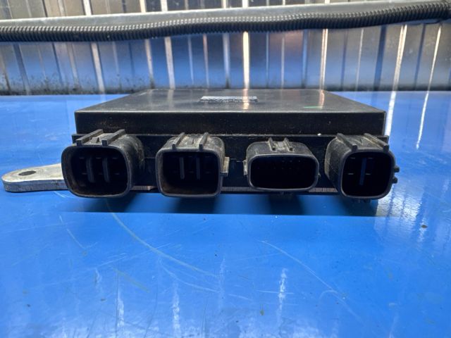 bontott LEXUS GS Üzemanyag Befecskendező Vezérlő