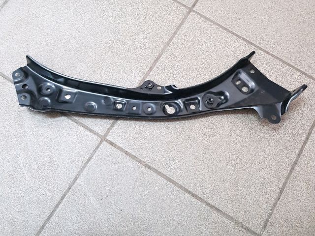 bontott LEXUS GS Vízhűtő Radiátor Tartó