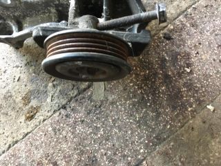 bontott LEXUS IS Szíjfeszítő Görgő