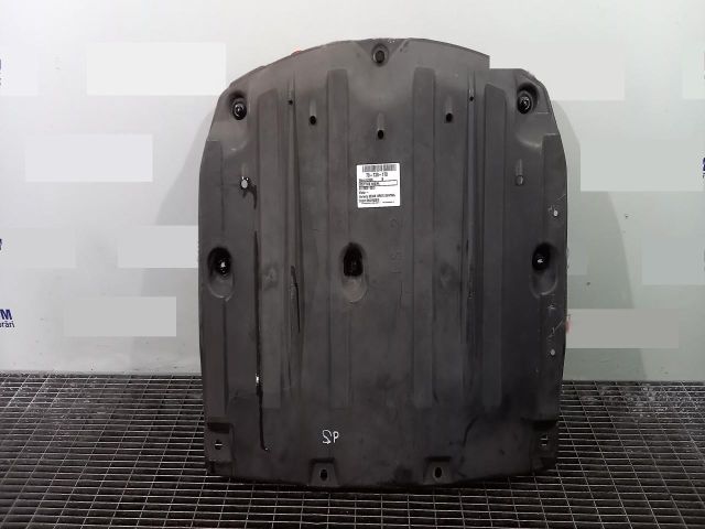 bontott LEXUS IS Alsó Motorburkolat