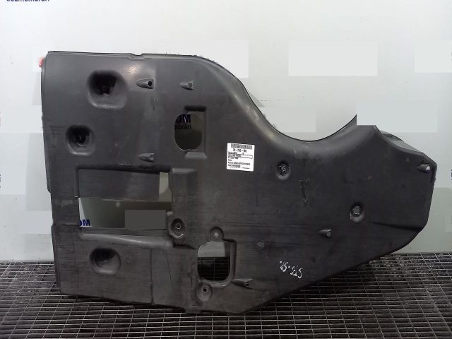 bontott LEXUS IS Alsó Motorburkolat