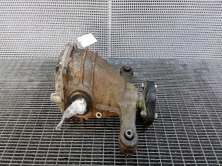 bontott LEXUS IS Differenciálmű Tartó Bak