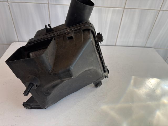 bontott LEXUS IS Légszűrő Ház