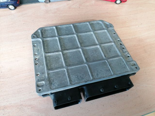 bontott LEXUS IS Motorvezérlő