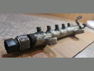 bontott LEXUS IS Nagynyomású Üzemanyag Gyűjtőcső