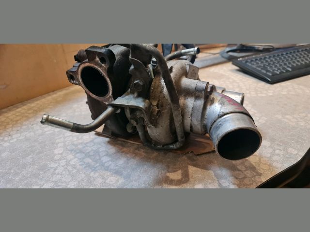 bontott LEXUS IS Turbó