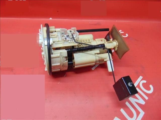 bontott LEXUS IS Üzemanyag Szivattyú