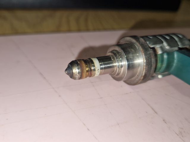 bontott LEXUS IS Porlasztó (1 db)