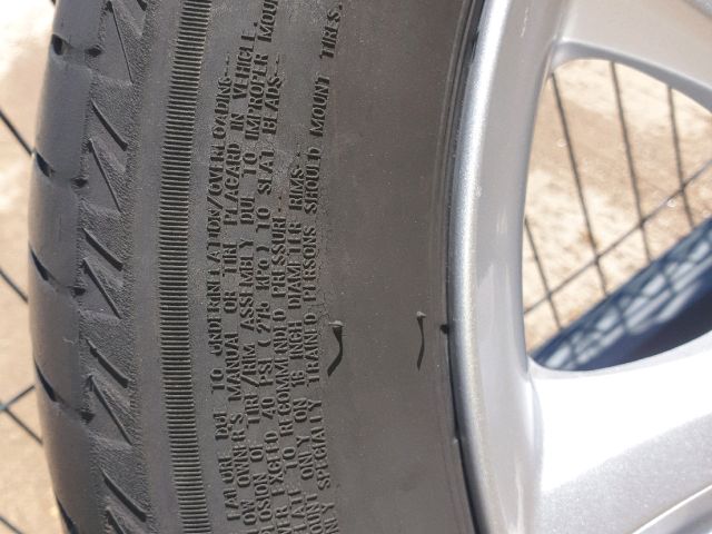 bontott LEXUS IS Alufelni Szett Gumival