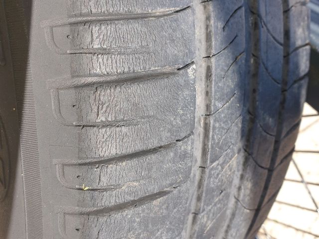 bontott LEXUS IS Alufelni Szett Gumival