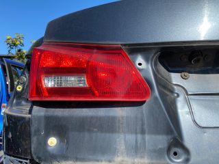 bontott LEXUS IS Bal Belső Hátsó Lámpa