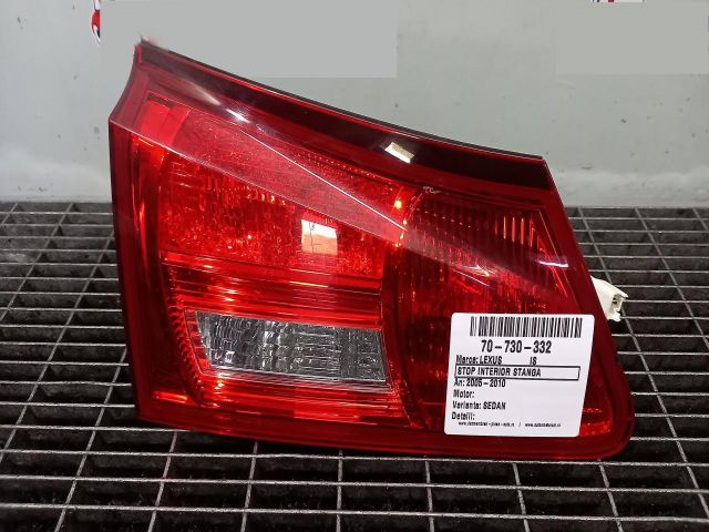 bontott LEXUS IS Bal Belső Hátsó Lámpa