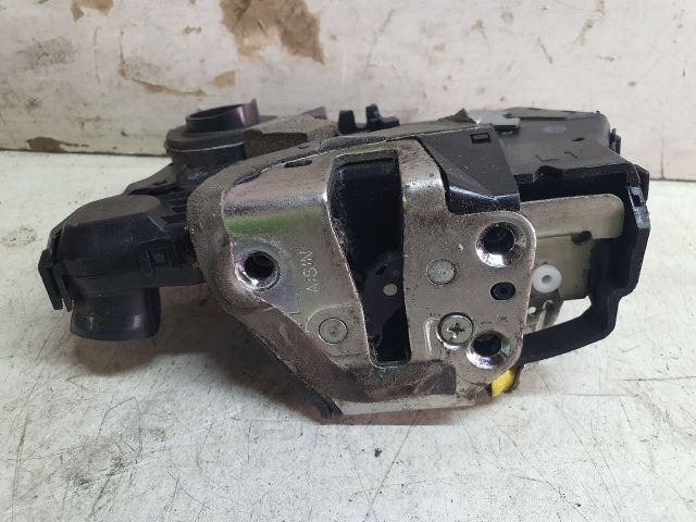 bontott LEXUS IS Bal első Ajtózár