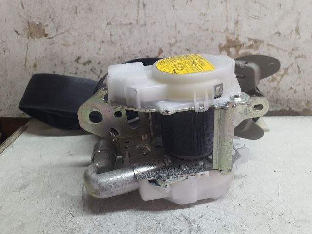 bontott LEXUS IS Bal első Biztonsági Öv