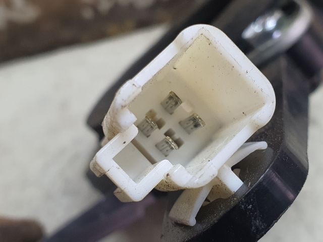 bontott LEXUS IS Bal első Hangszóró