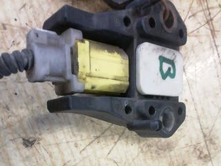 bontott LEXUS IS Bal első Oldal Ütközés Érzékelő