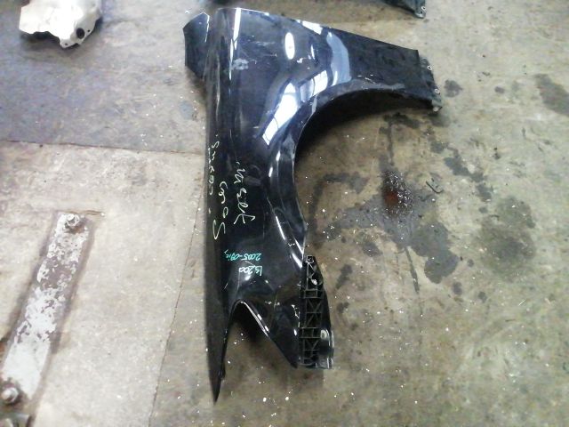 bontott LEXUS IS Bal első Sárvédő