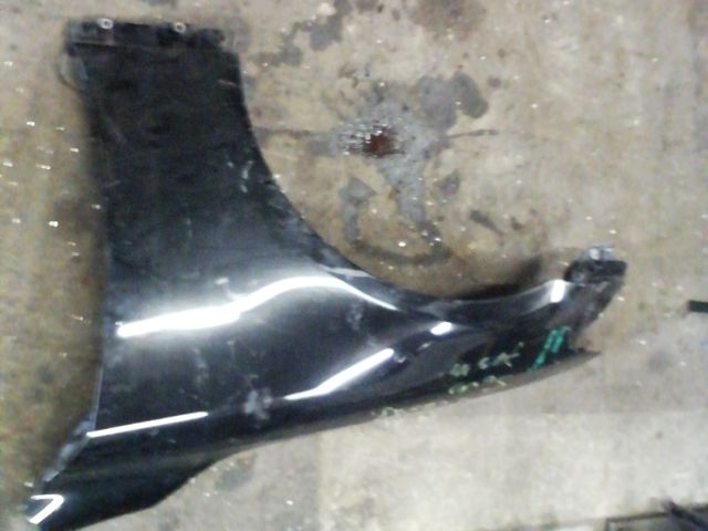 bontott LEXUS IS Bal első Sárvédő