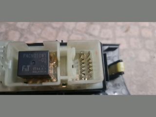 bontott LEXUS IS Bal hátsó Ablakemelő Kapcsoló