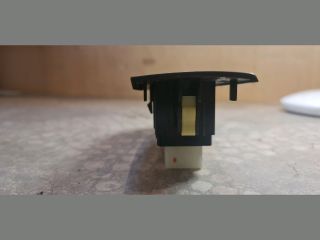 bontott LEXUS IS Bal hátsó Ablakemelő Kapcsoló