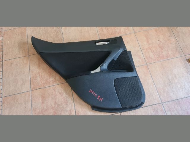 bontott LEXUS IS Bal hátsó Ajtó Kárpit