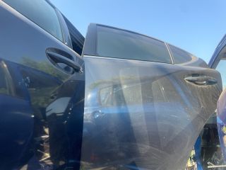 bontott LEXUS IS Bal hátsó Ajtó (Üres lemez)