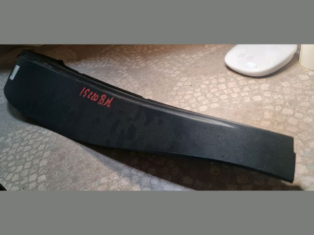 bontott LEXUS IS Bal hátsó Ajtókeret Burkolat