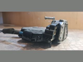 bontott LEXUS IS Bal hátsó Ajtózár