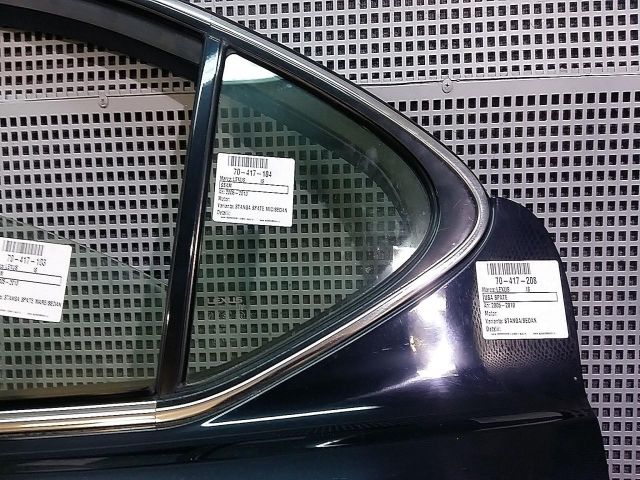 bontott LEXUS IS Bal hátsó Fixüveg (Ajtóban)