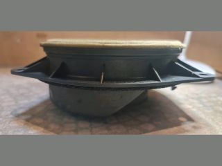 bontott LEXUS IS Bal hátsó Hangszóró