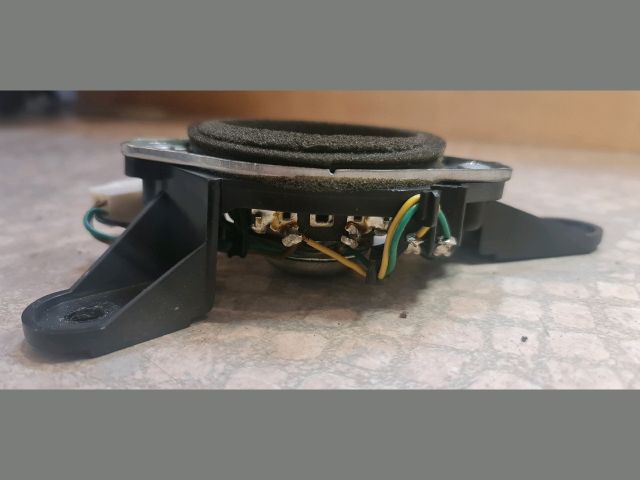 bontott LEXUS IS Bal hátsó Magassugárzó Hangszóró