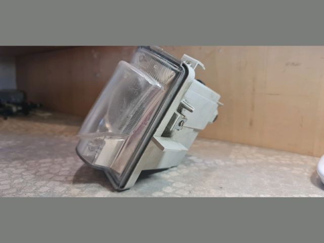 bontott LEXUS IS Bal Ködfényszóró