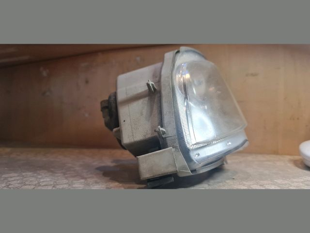 bontott LEXUS IS Bal Ködfényszóró