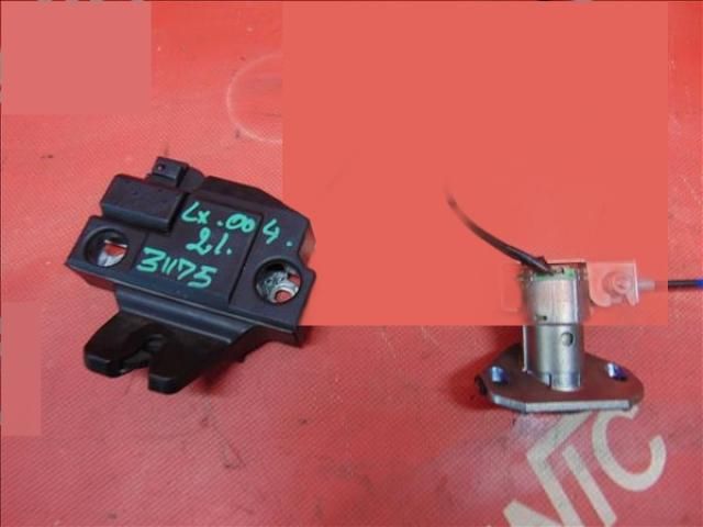 bontott LEXUS IS Csomagtérajtó Zárszerkezet