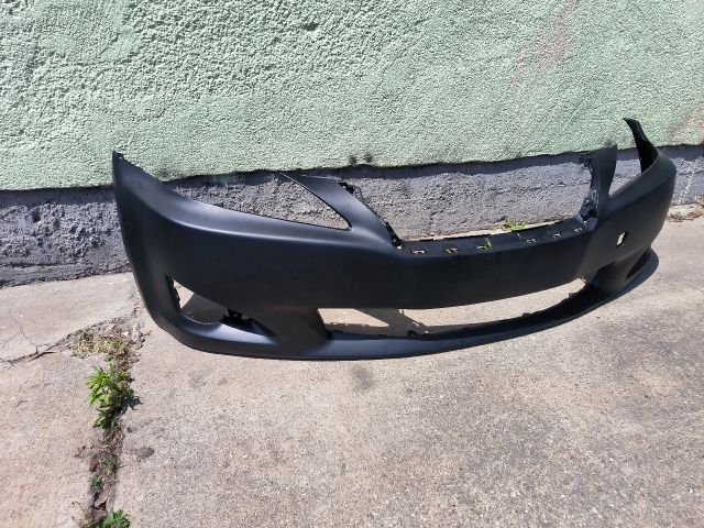 bontott LEXUS IS Első Lökhárító (Részeivel)