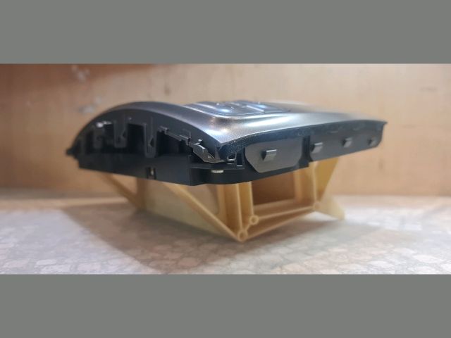 bontott LEXUS IS Fűtéskapcsoló (digit klímás)