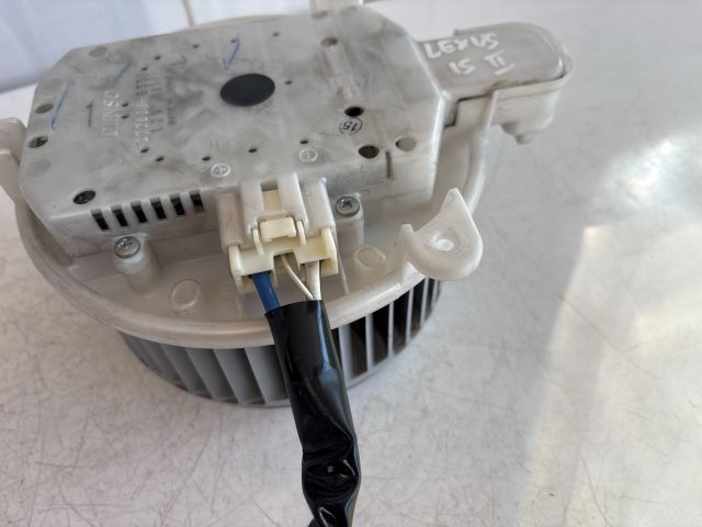 bontott LEXUS IS Fűtőmotor (Klímás)