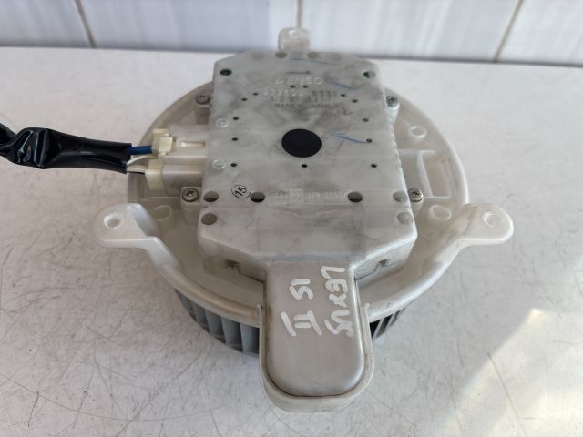 bontott LEXUS IS Fűtőmotor (Klímás)