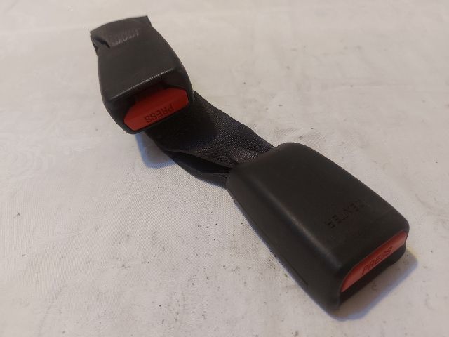 bontott LEXUS IS Hátsó középső Biztonsági Öv Csat