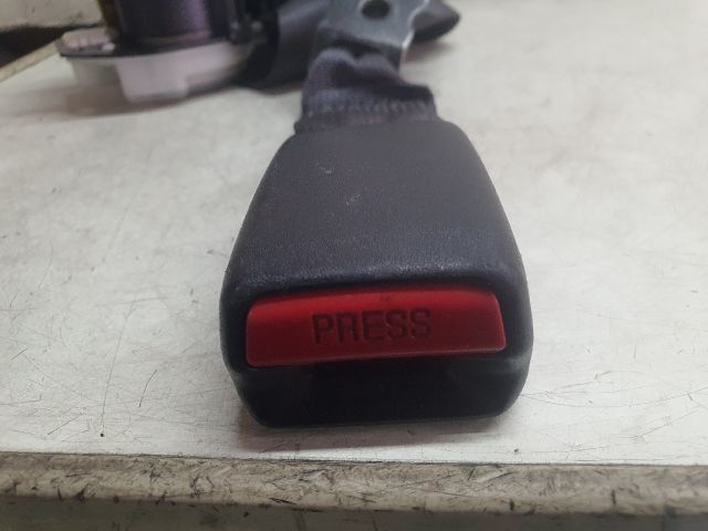 bontott LEXUS IS Hátsó középső Biztonsági Öv